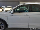  Volkswagen  Tiguan VOLKSWAGEN  / 2020 / 5P / SUV 2.0 TDI SCR 110KWR-LINE DSG #60