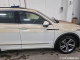  Volkswagen  Tiguan VOLKSWAGEN  / 2020 / 5P / SUV 2.0 TDI SCR 110KWR-LINE DSG #41