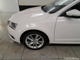  Skoda  Octavia Skoda  1.5 TSI Greentech Business Edition DSG 5d #8