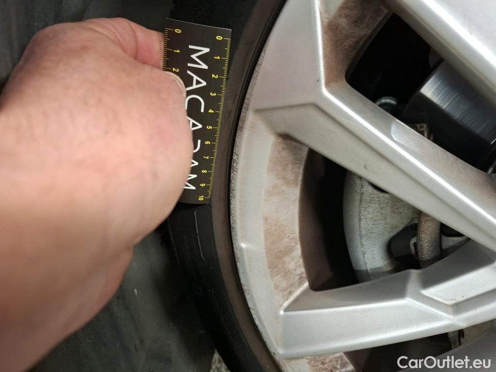  Audi  A3 AUDI  Sportback / 2020 / 5P / Berline 40 TFSI e 204 S Tronic Business Line #6