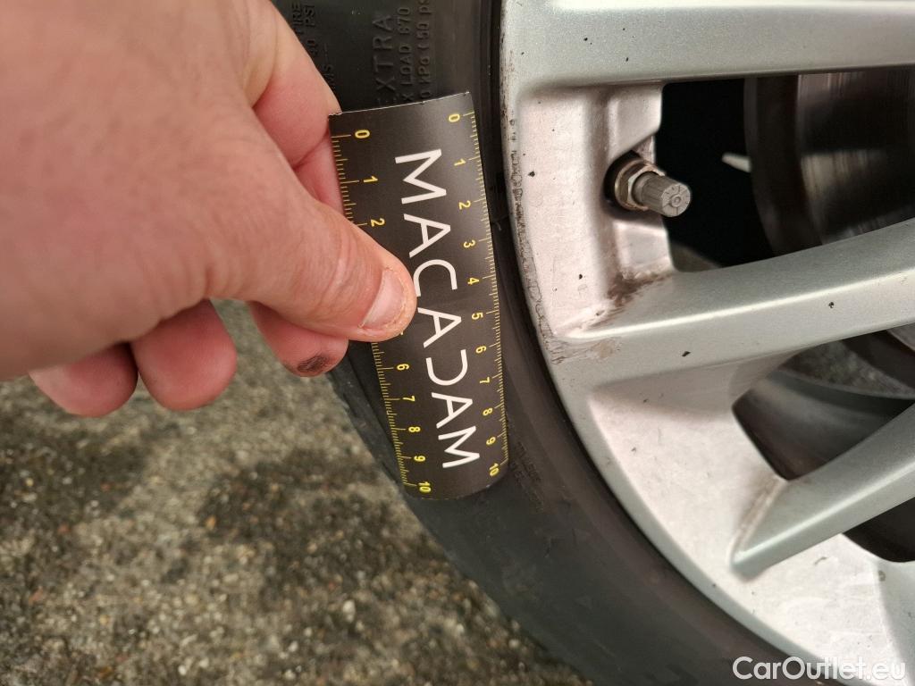  Bmw  Serie 1 BMW Série 1 / 2019 / 5P / Berline 116d DKG7 Business Design #21