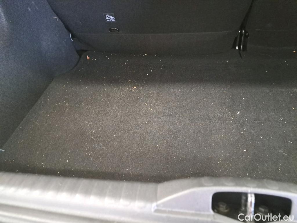  Citroen  C3  Feel Business 1.2 PureTech 80CV BVM5 E6d #4