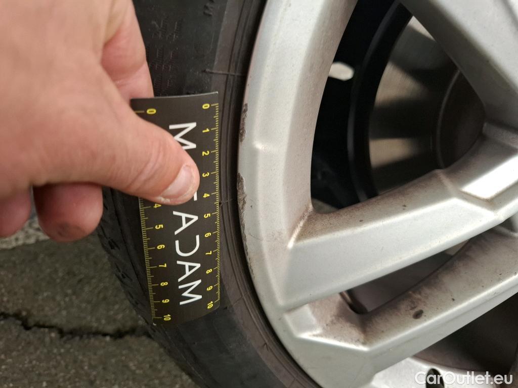  Audi  A3 AUDI  Sportback / 2020 / 5P / Berline 40 TFSI e 204 S Tronic Business Line #13