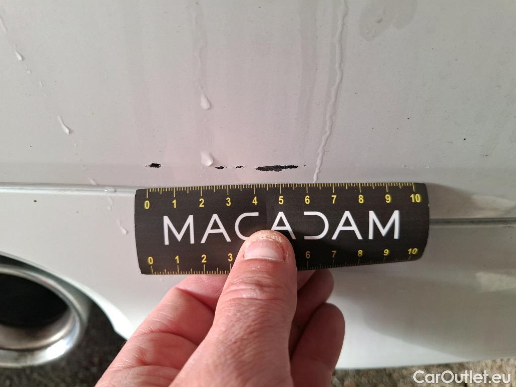  Bmw  Serie 1 BMW Série 1 / 2019 / 5P / Berline 116d DKG7 Business Design #26