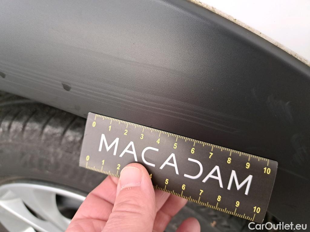  Citroen  C3  Feel Business 1.2 PureTech 80CV BVM5 E6d #24