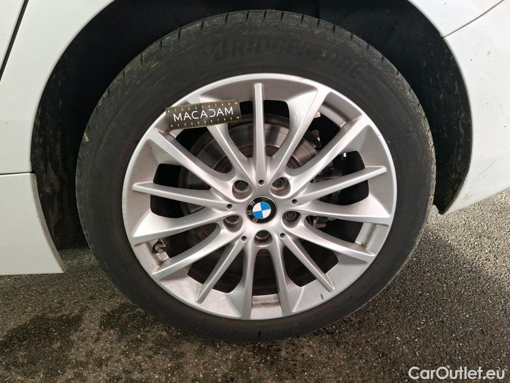  Bmw  Serie 1 BMW Série 1 / 2019 / 5P / Berline 116d DKG7 Business Design #20
