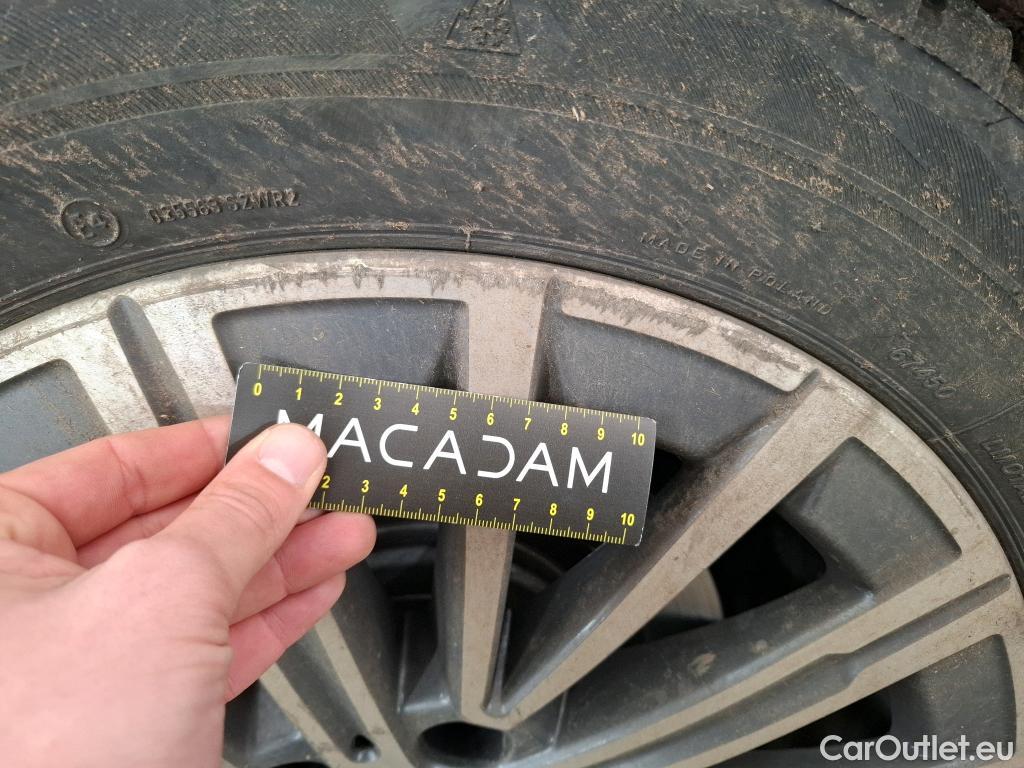  Bmw  2 Tourer BMW Série 2 Active Tourer / 2021 / 5P / monospace 218d 150ch Business Design DKG7 #16