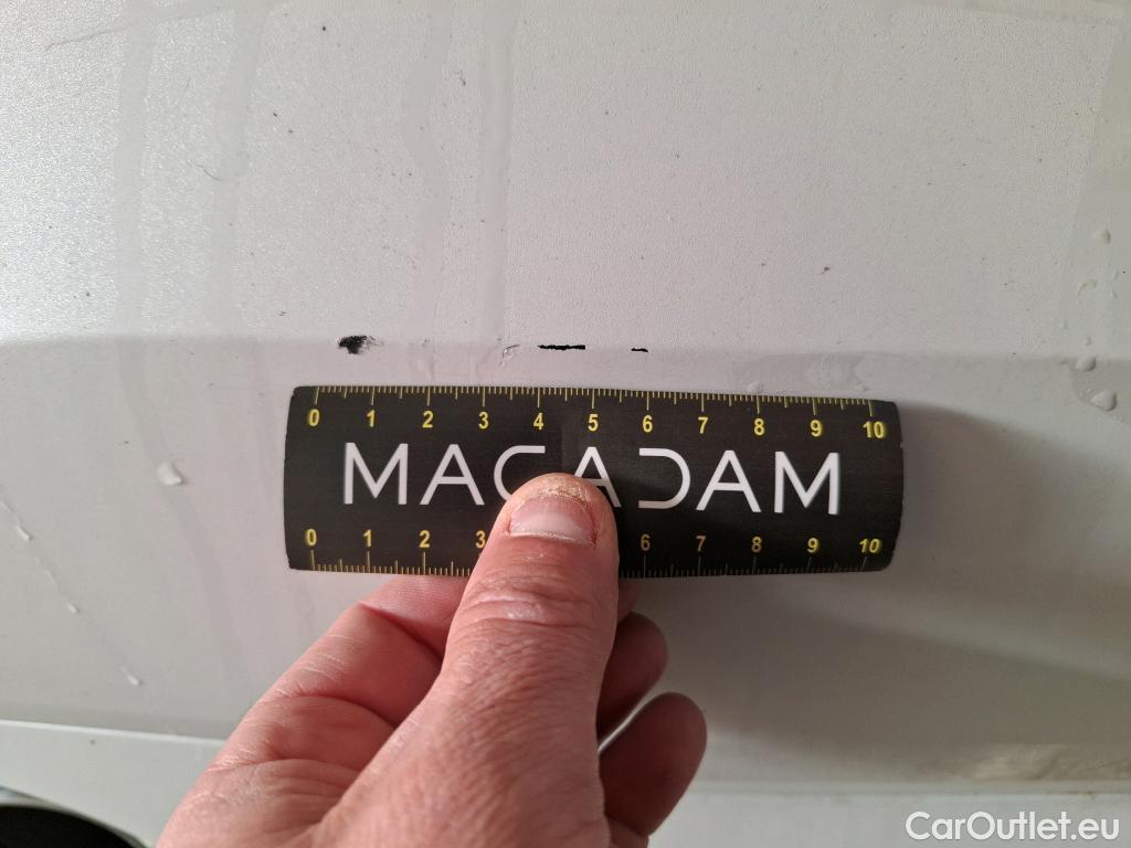  Bmw  Serie 1 BMW Série 1 / 2019 / 5P / Berline 116d DKG7 Business Design #25