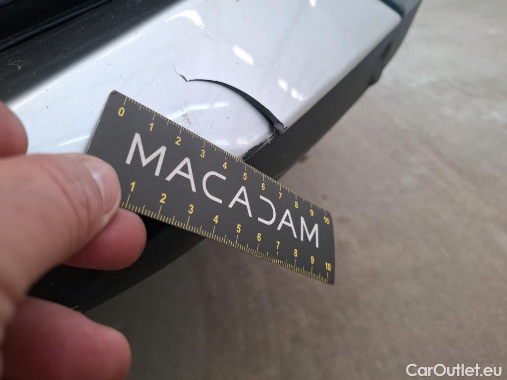  Peugeot  3008 PEUGEOT  / 2020 / 5P / SUV 1.6 HYBRID 225 E-EAT8 Allure Pack #59