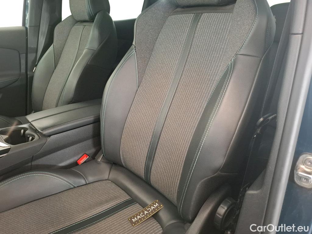  Peugeot  3008 PEUGEOT  / 2020 / 5P / SUV 1.6 HYBRID 225 E-EAT8 Allure Pack #71