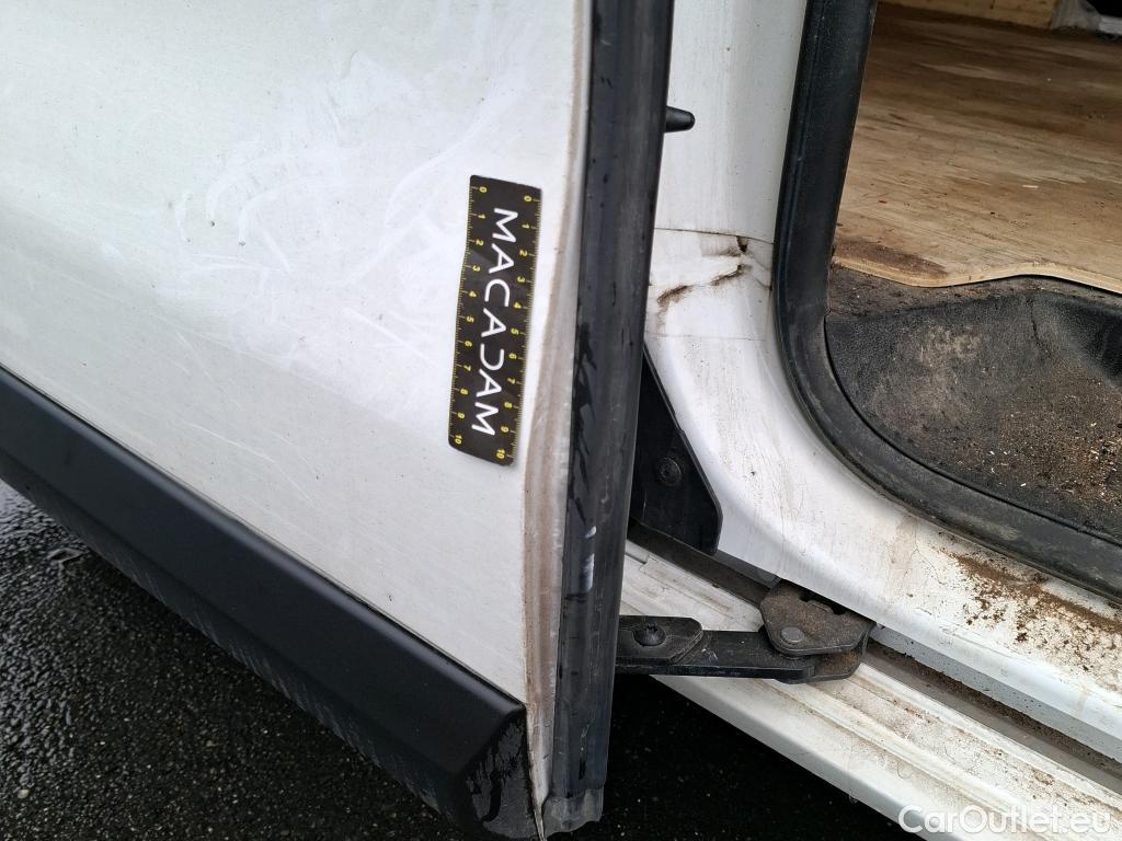  Peugeot  Expert PEUGEOT  / 2016 / 4P / Fourgon tôlé 1.5 BLUEHDI 120 S&S STANDARD PREMIUM #47