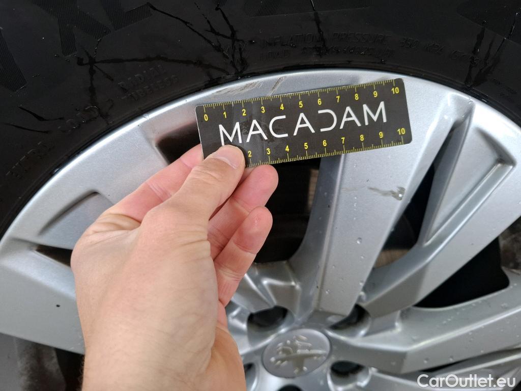  Peugeot  5008  Active Business 1.2 PureTech 130CV BVA8 7 Sieges E6d #68