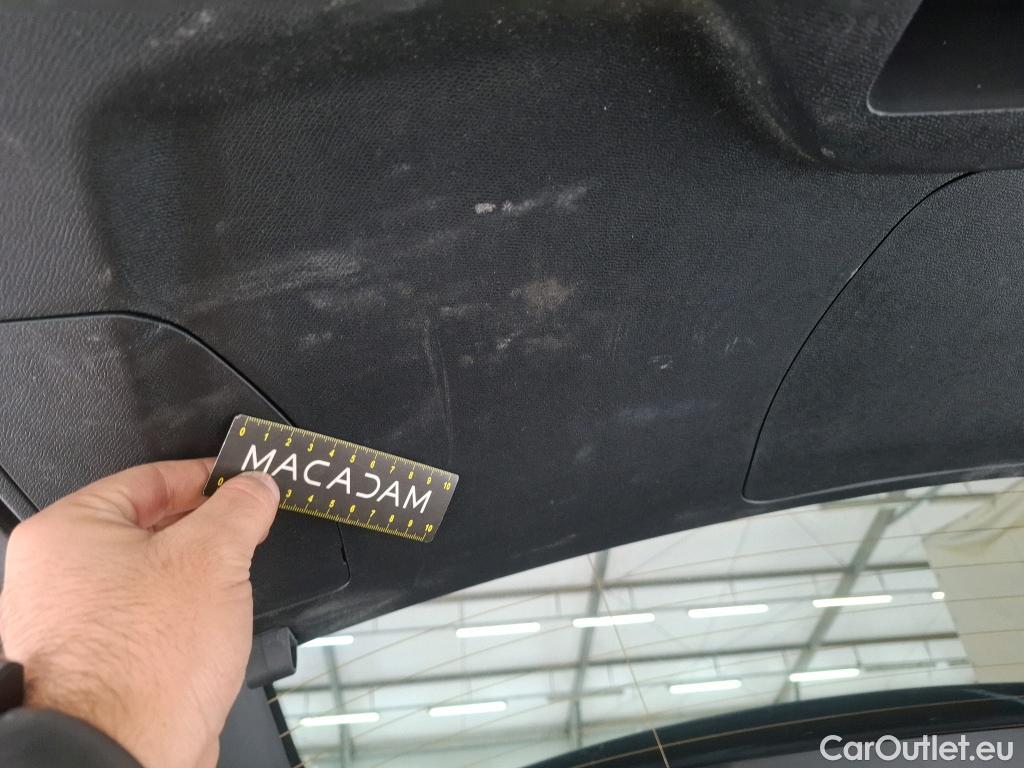  Peugeot  3008 PEUGEOT  / 2020 / 5P / SUV 1.6 HYBRID 225 E-EAT8 Allure Pack #11