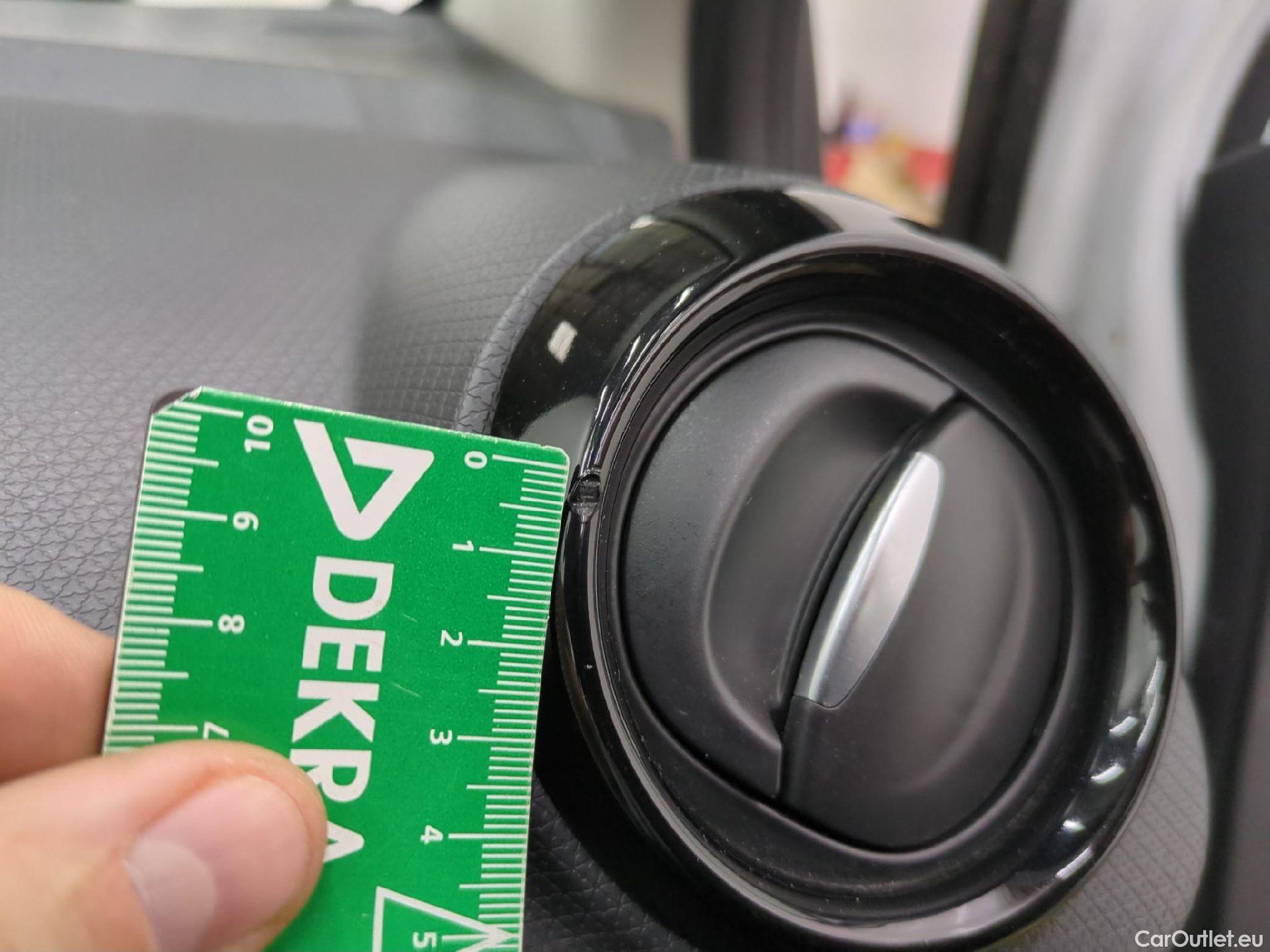  Renault  Clio  IV Air MediaNav 1.5 dCi 90CV BVM5 E6 #10