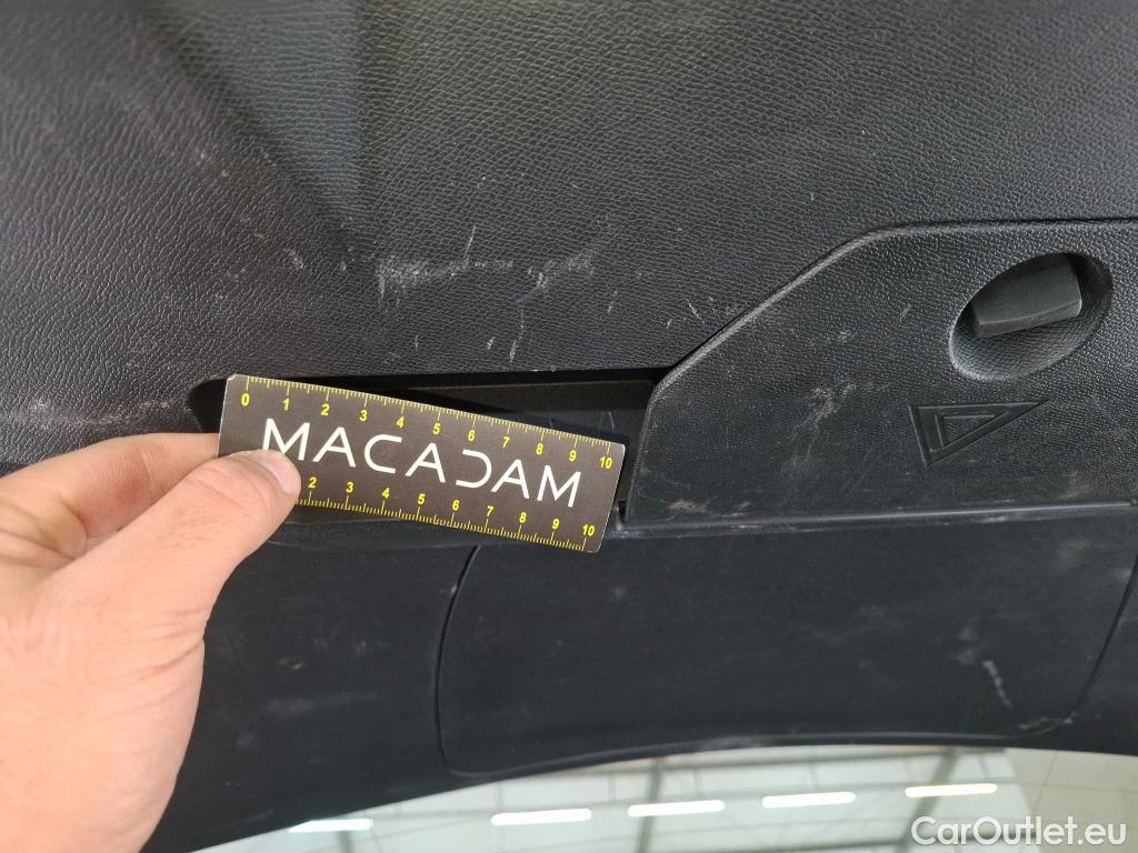  Peugeot  3008 PEUGEOT  / 2020 / 5P / SUV 1.6 HYBRID 225 E-EAT8 Allure Pack #13