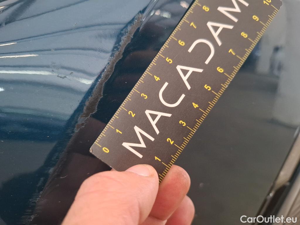  Peugeot  3008 PEUGEOT  / 2020 / 5P / SUV 1.6 HYBRID 225 E-EAT8 Allure Pack #27