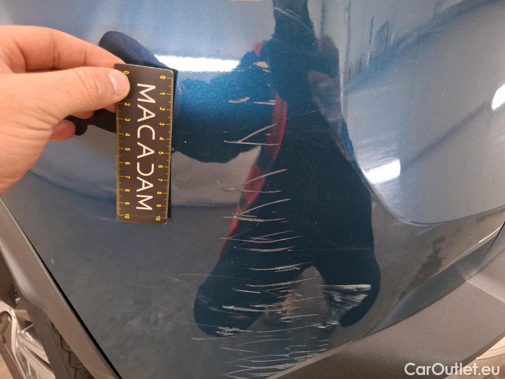  Peugeot  3008 PEUGEOT  / 2020 / 5P / SUV 1.6 HYBRID 225 E-EAT8 Allure Pack #80