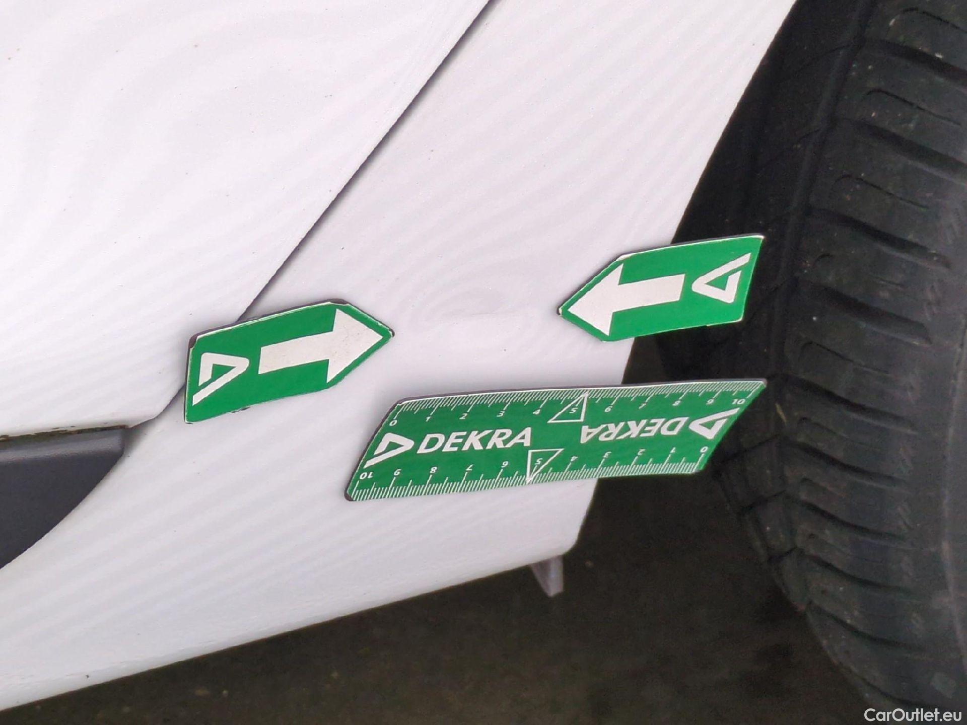  Renault  Clio  IV Air MediaNav 1.5 dCi 90CV BVM5 E6 #49