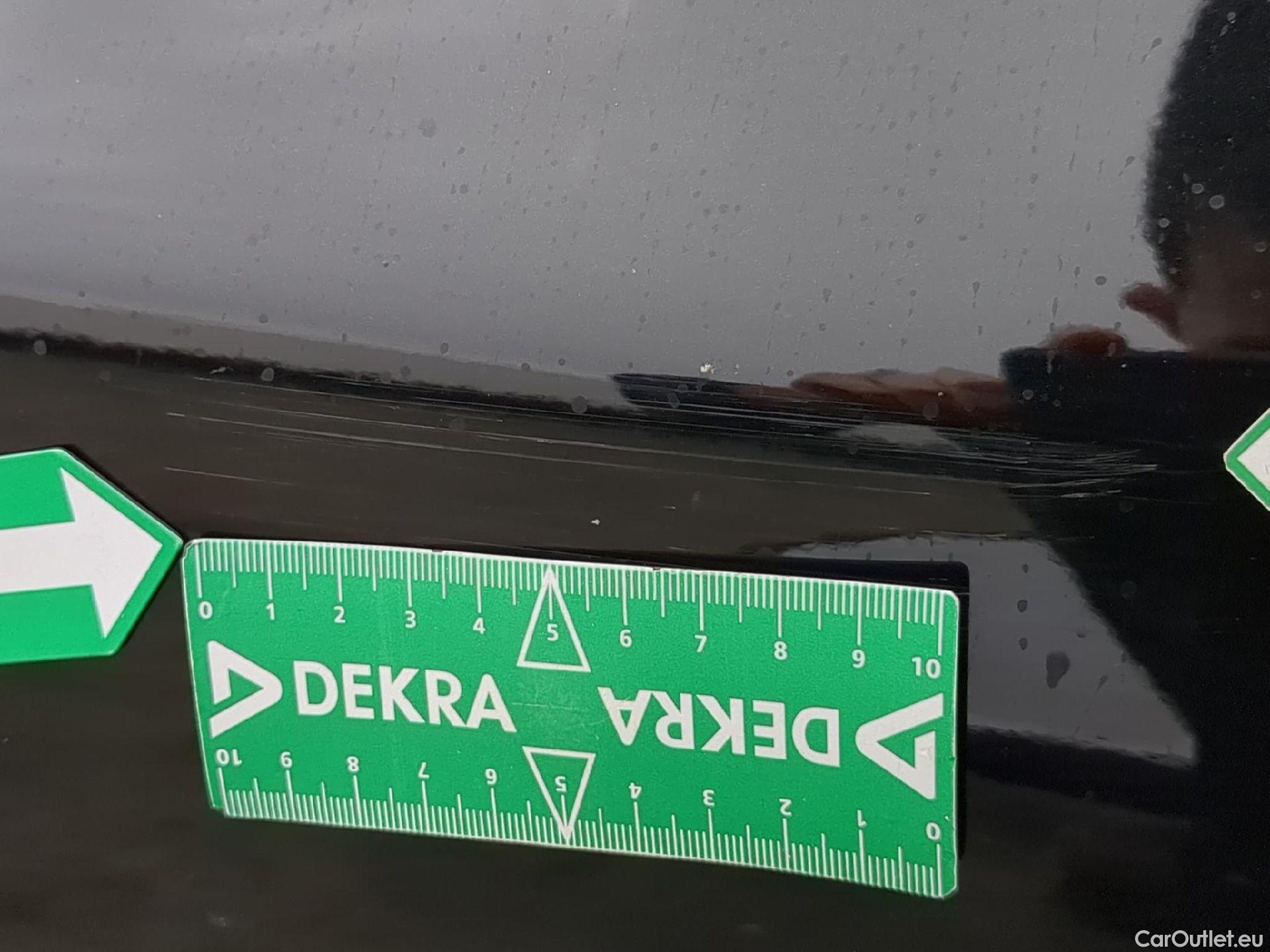  Mercedes  GLA MERCEDES-BENZ  / 2020 / 5P / SUV  250 e AMG LINE DCT #11