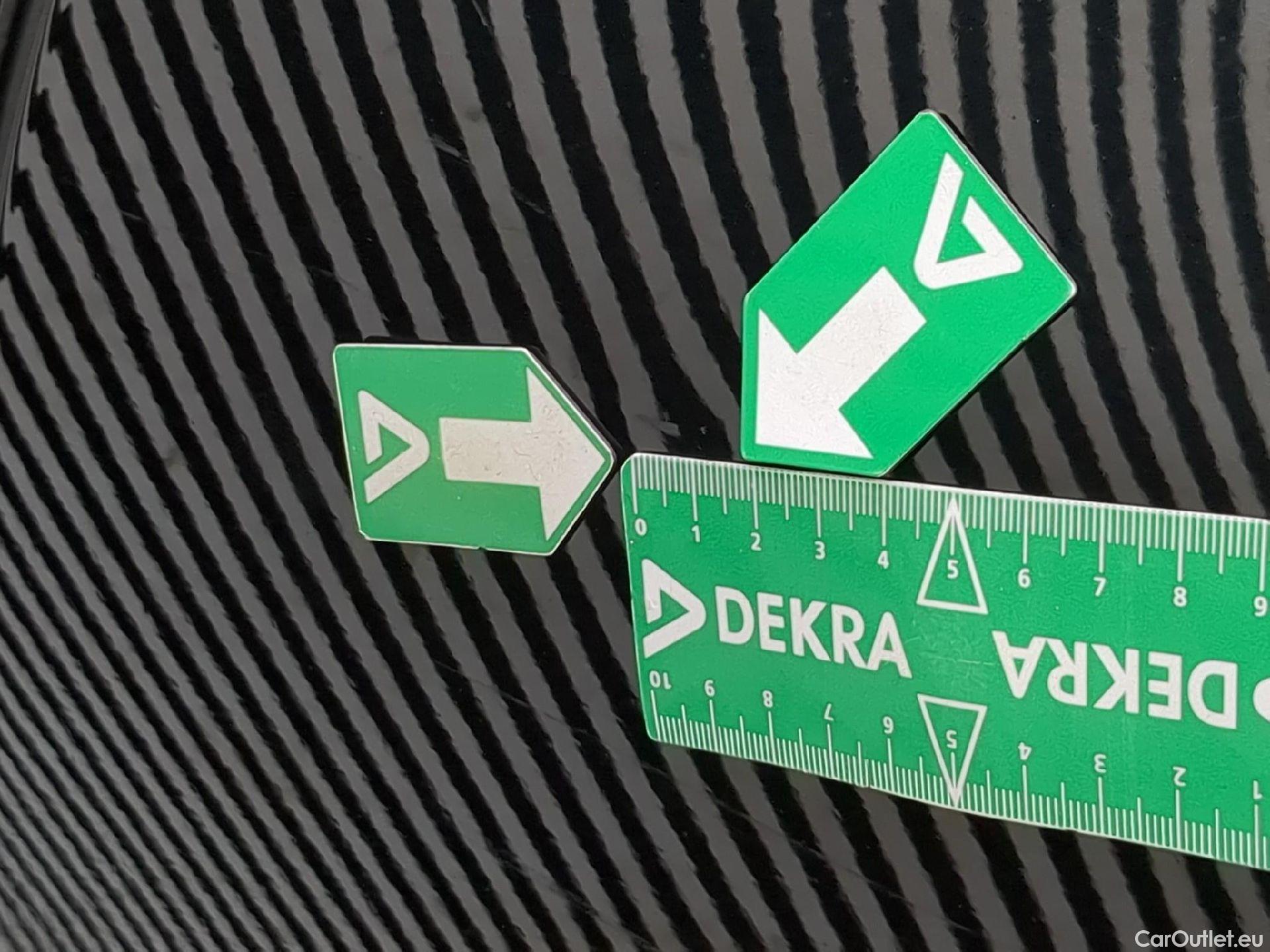  Mercedes  GLA MERCEDES-BENZ  / 2020 / 5P / SUV  250 e AMG LINE DCT #28