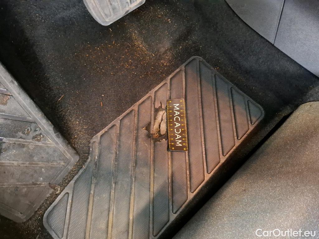  Peugeot  5008  Active Business 1.2 PureTech 130CV BVA8 7 Sieges E6d #1