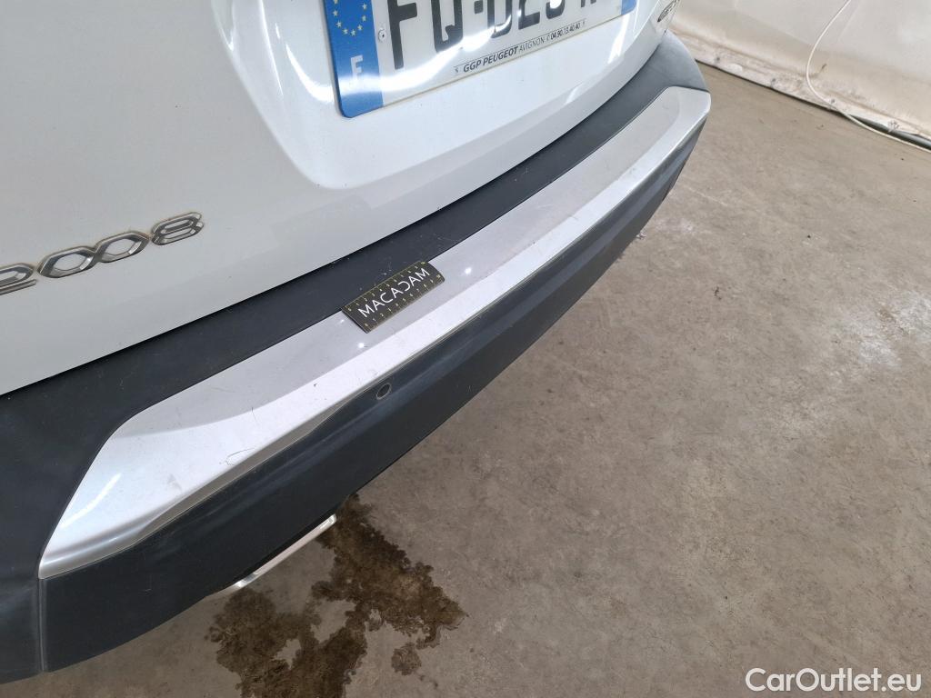  Peugeot  2008  GT Line 1.2 PureTech 130CV BVM6 E6d / VENTE SANS CG #3