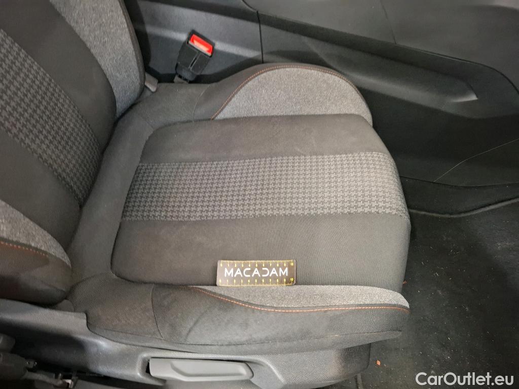  Peugeot  5008  Active Business 1.2 PureTech 130CV BVA8 7 Sieges E6d #50