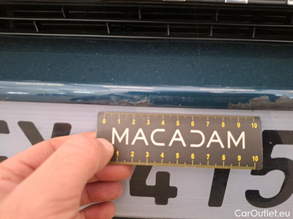  Peugeot  3008 PEUGEOT  / 2020 / 5P / SUV 1.6 HYBRID 225 E-EAT8 Allure Pack #34