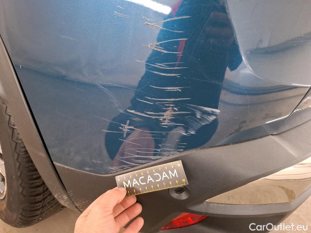  Peugeot  3008 PEUGEOT  / 2020 / 5P / SUV 1.6 HYBRID 225 E-EAT8 Allure Pack #79