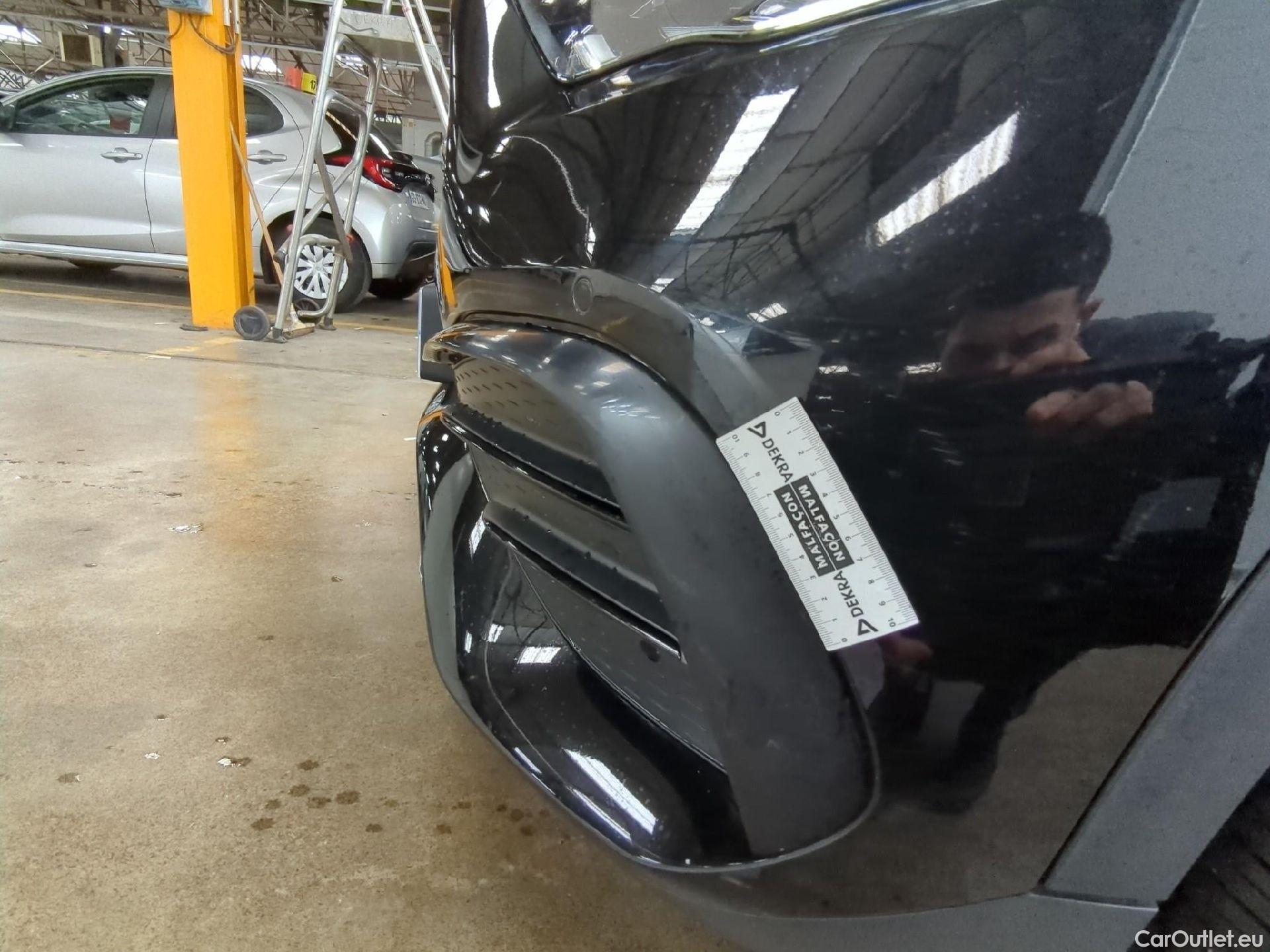  Mercedes  GLA MERCEDES-BENZ  / 2020 / 5P / SUV  250 e AMG LINE DCT #24