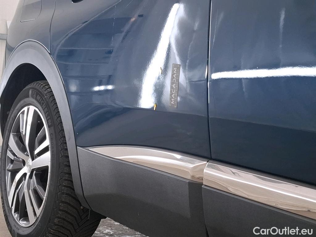  Peugeot  3008 PEUGEOT  / 2020 / 5P / SUV 1.6 HYBRID 225 E-EAT8 Allure Pack #54