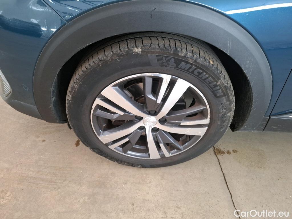  Peugeot  3008 PEUGEOT  / 2020 / 5P / SUV 1.6 HYBRID 225 E-EAT8 Allure Pack #91