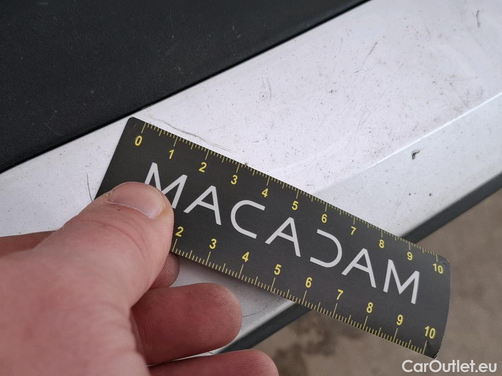  Peugeot  2008  GT Line 1.2 PureTech 130CV BVM6 E6d / VENTE SANS CG #4