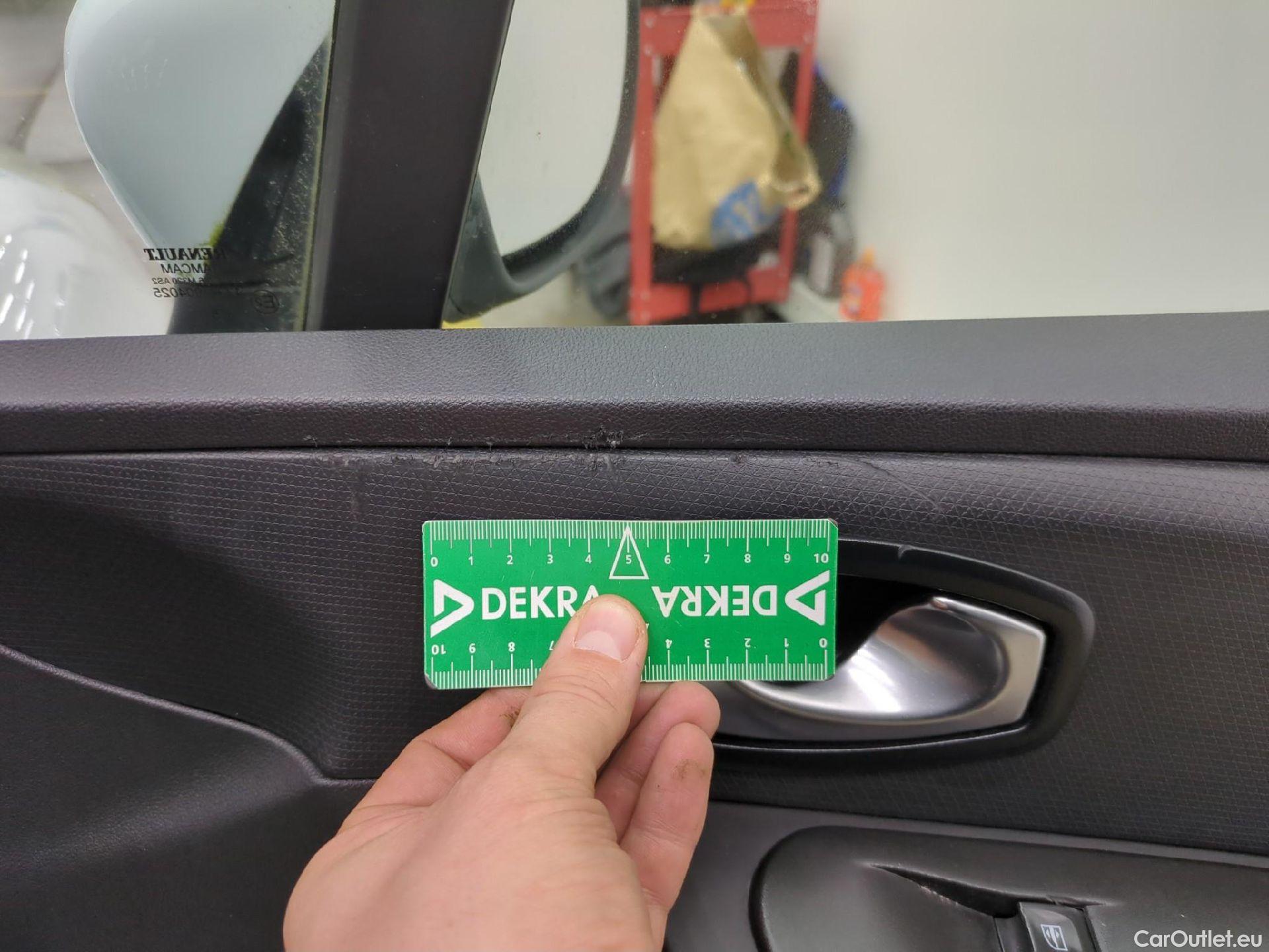  Renault  Clio  IV Air MediaNav 1.5 dCi 90CV BVM5 E6 #11