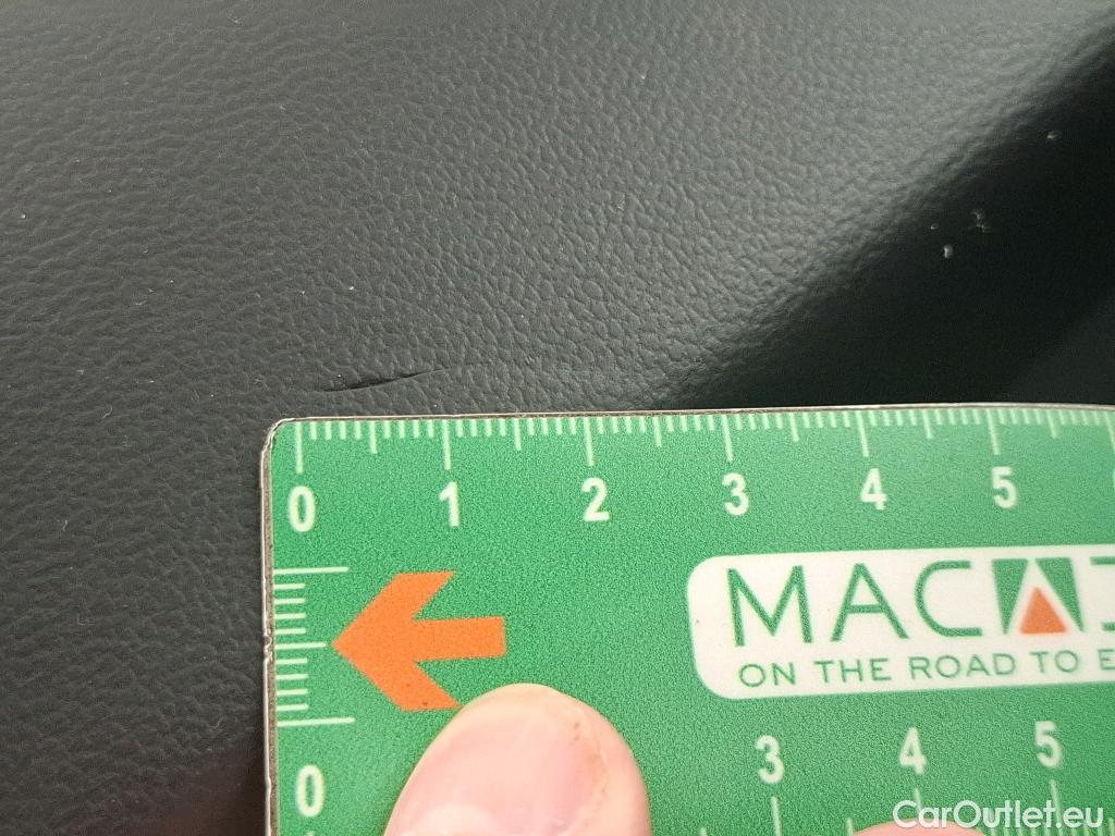  Peugeot  208  Affaire Premium Pack 1.5 HDi 100CV BVM6 E6dT #2