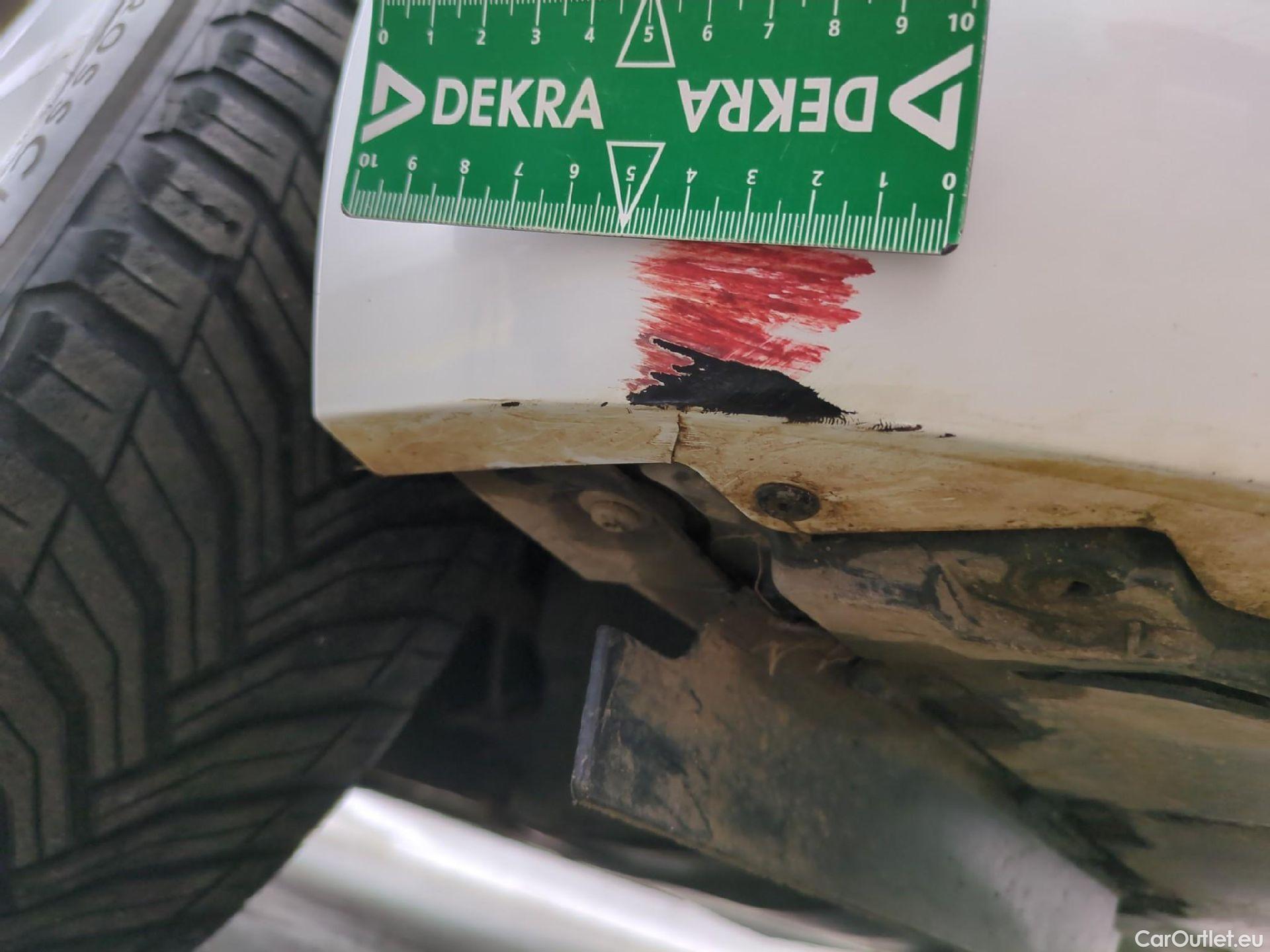  Dacia  Sandero  III Confort 1.0 TCe 90CV BVM5 E6d #37