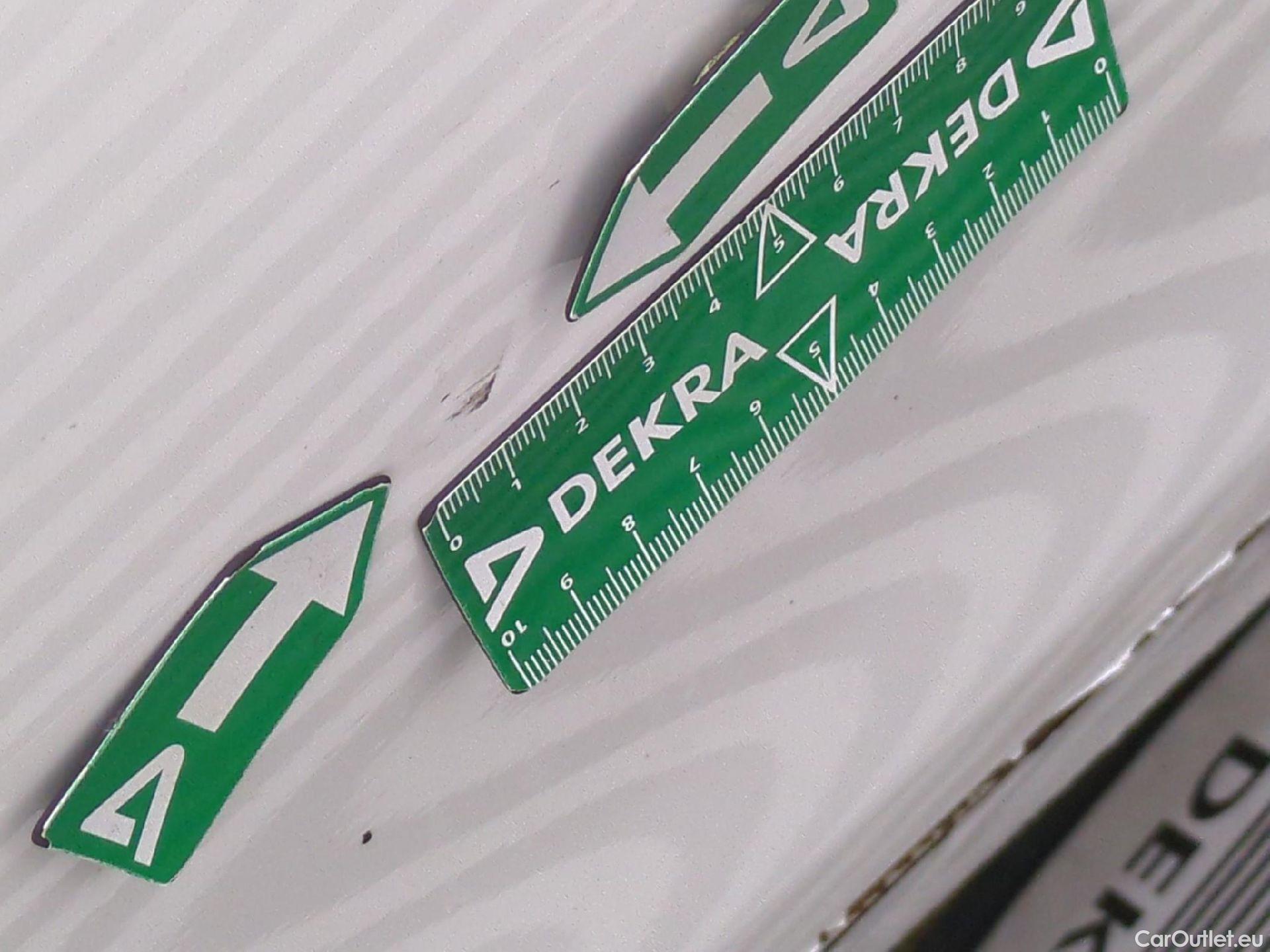  Toyota  Aygo TOYOTA  / 2018 / 5P / Berline 1.0 VVT-i x-play x-app #19