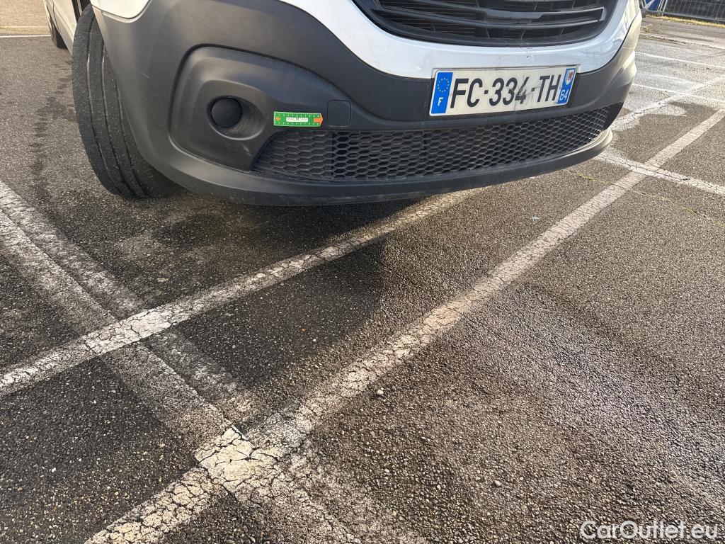  Renault  Trafic RENAULT  VU 4p Fourgon FG GCF L1H1 1000 dCi 120 E6 #34