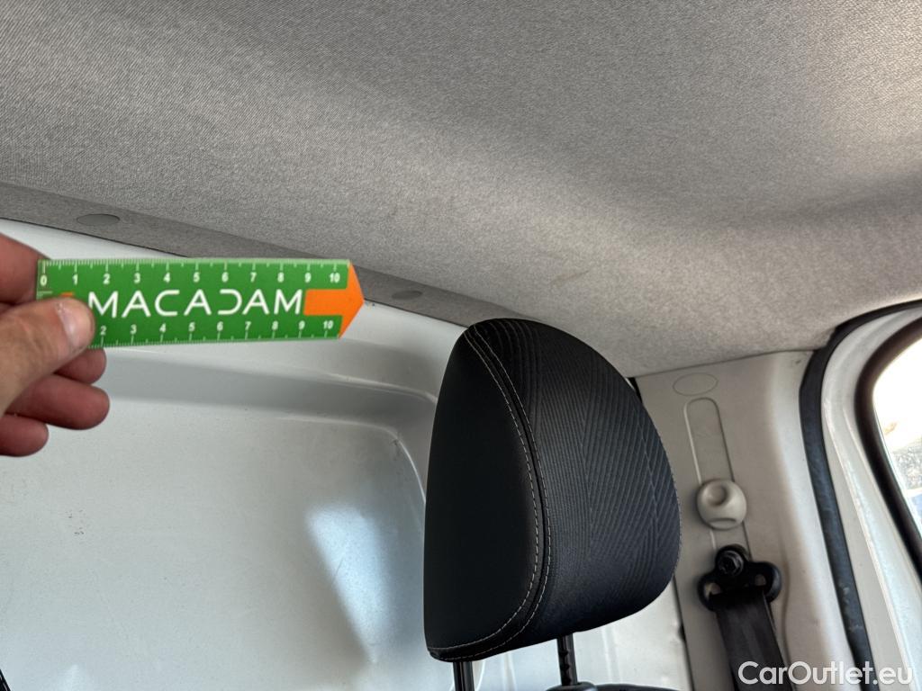  Renault  Trafic RENAULT  VU 4p Fourgon FG GCF L1H1 1000 dCi 120 E6 #23