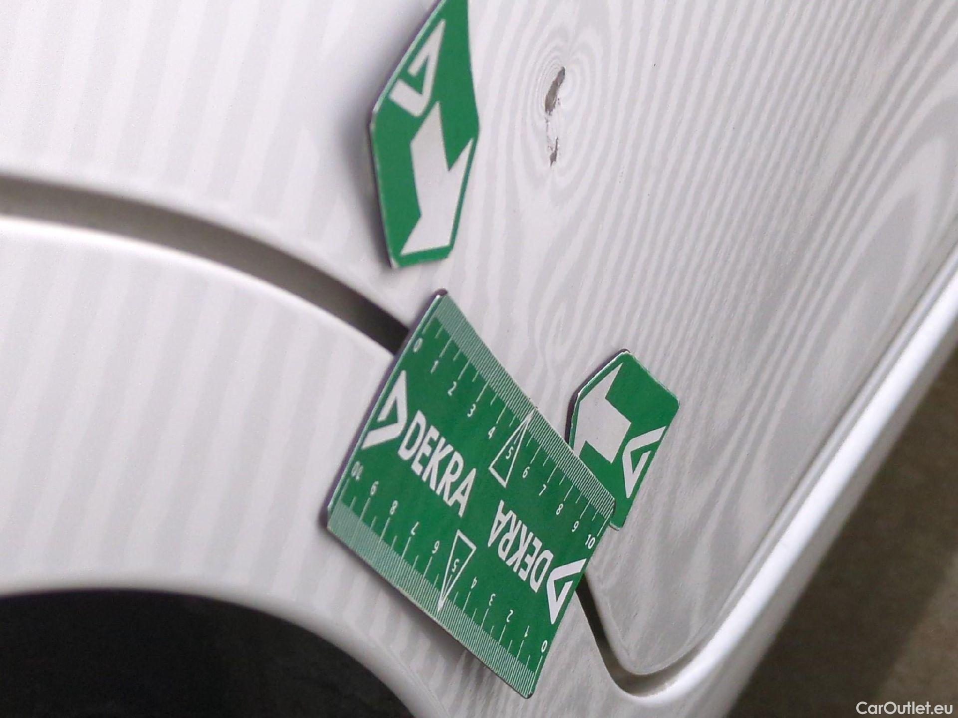  Toyota  Aygo TOYOTA  / 2018 / 5P / Berline 1.0 VVT-i x-play x-app #11