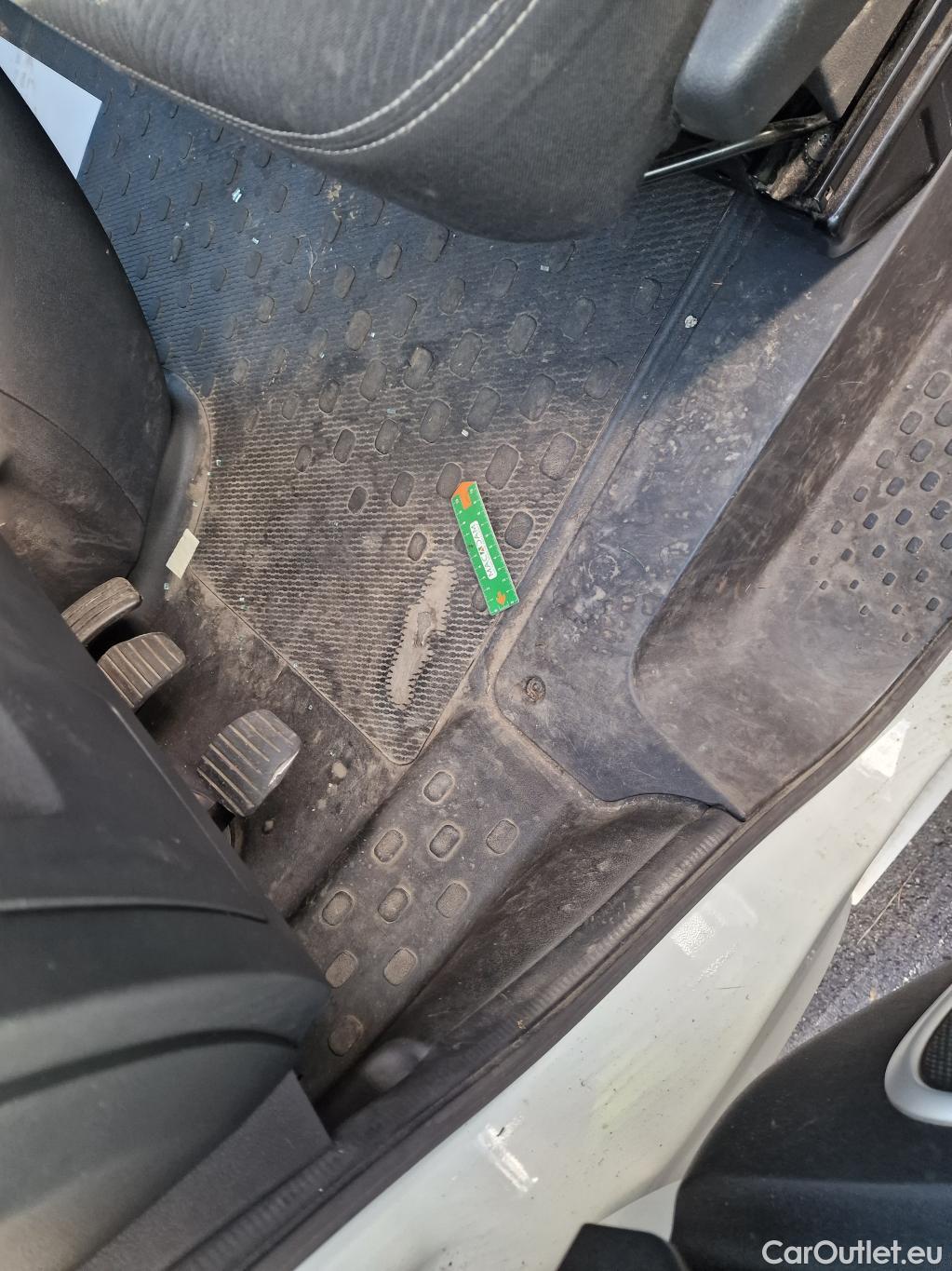  Renault  Trafic RENAULT  VU 4p Fourgon FG GCF L1H1 1000 dCi 120 E6 #16