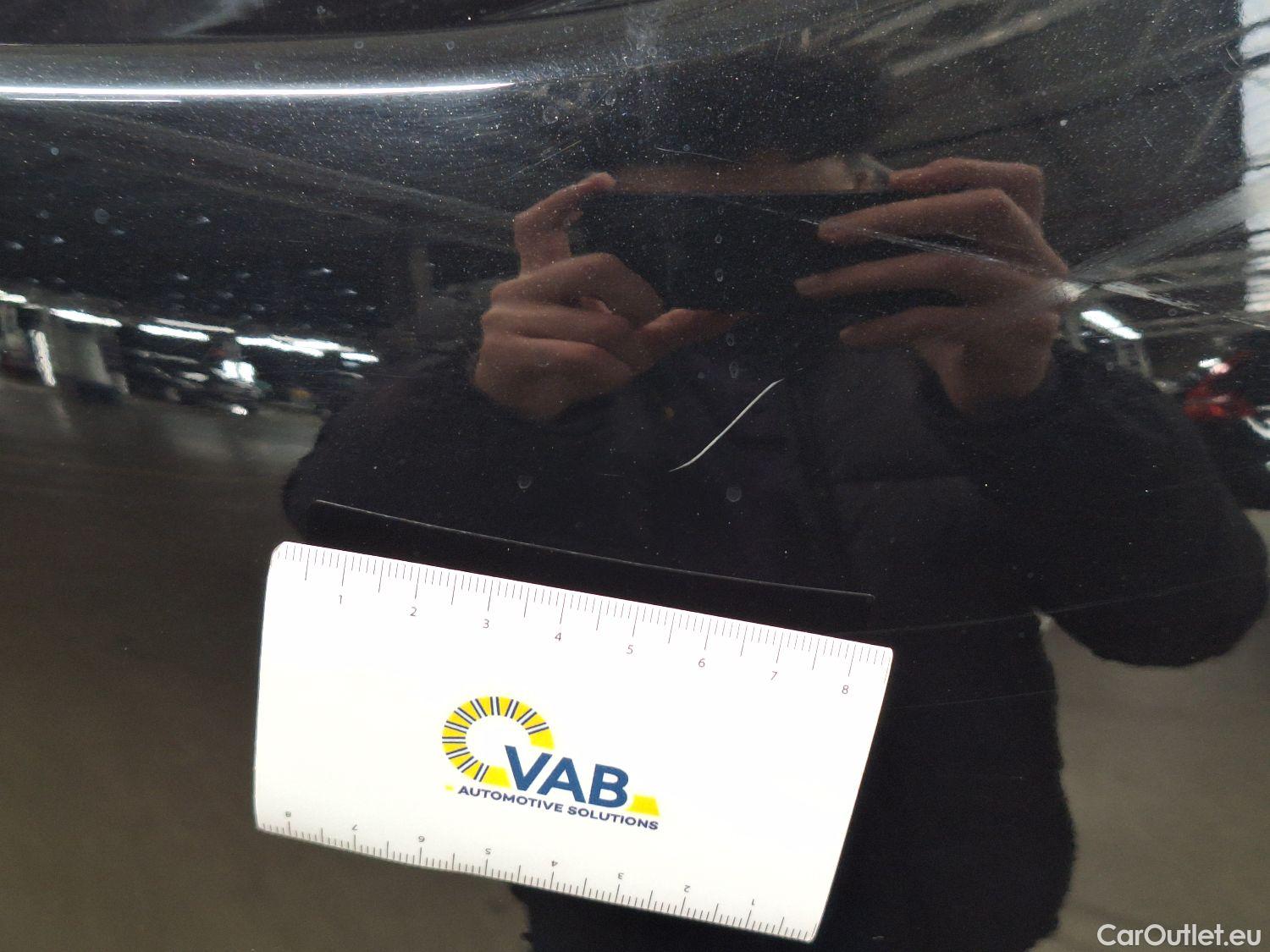  Porsche  Taycan Porsche,  BEV, Porsche  4S 4d #42