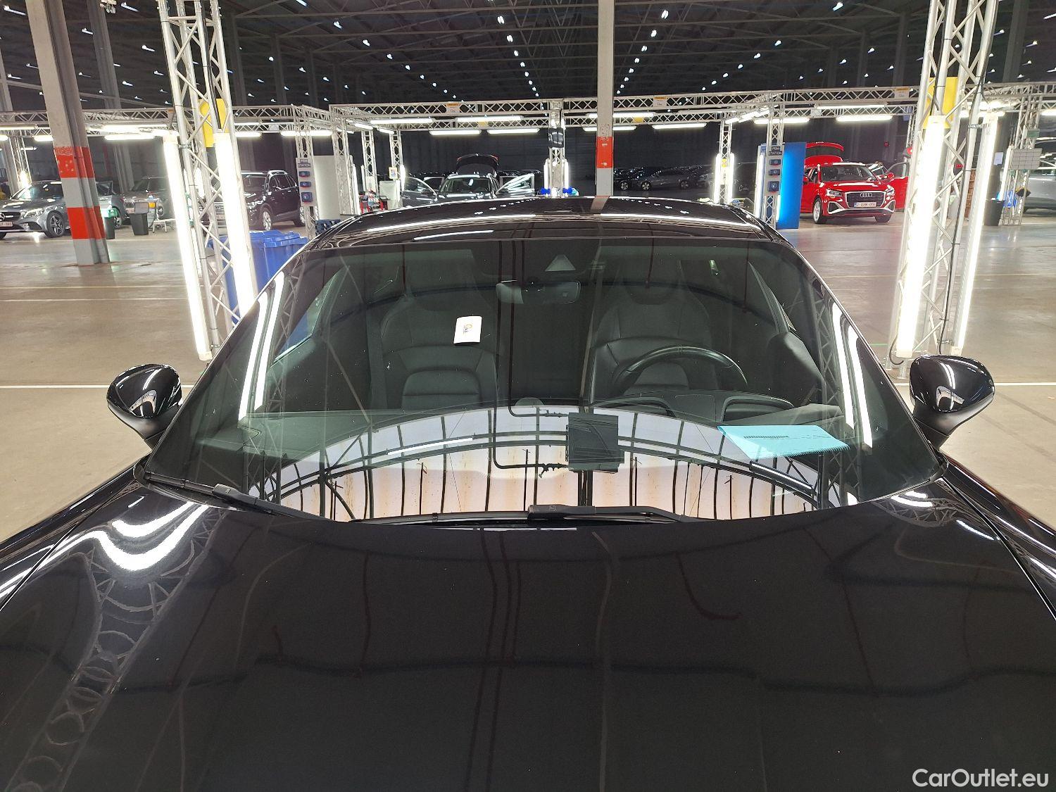  Porsche  Taycan Porsche,  BEV, Porsche  4S 4d #8