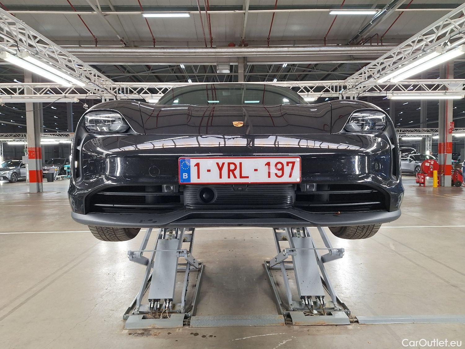  Porsche  Taycan Porsche,  BEV, Porsche  4S 4d #22