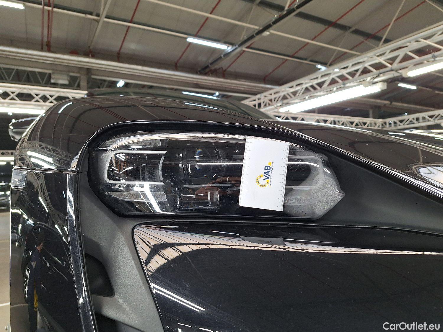  Porsche  Taycan Porsche,  BEV, Porsche  4S 4d #14