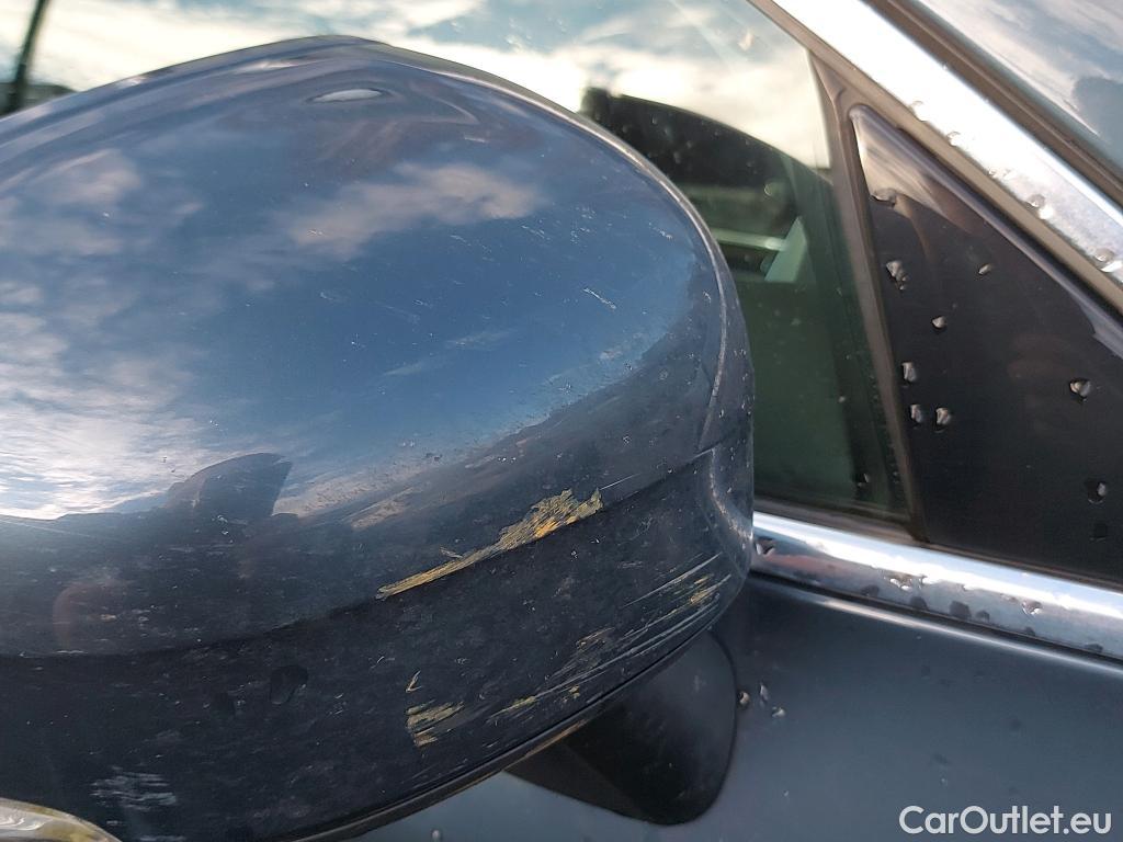  Volvo  XC60 VOLVO  / 2017 / 5P / todoterreno 2.0 D4 Business Plus Auto #35