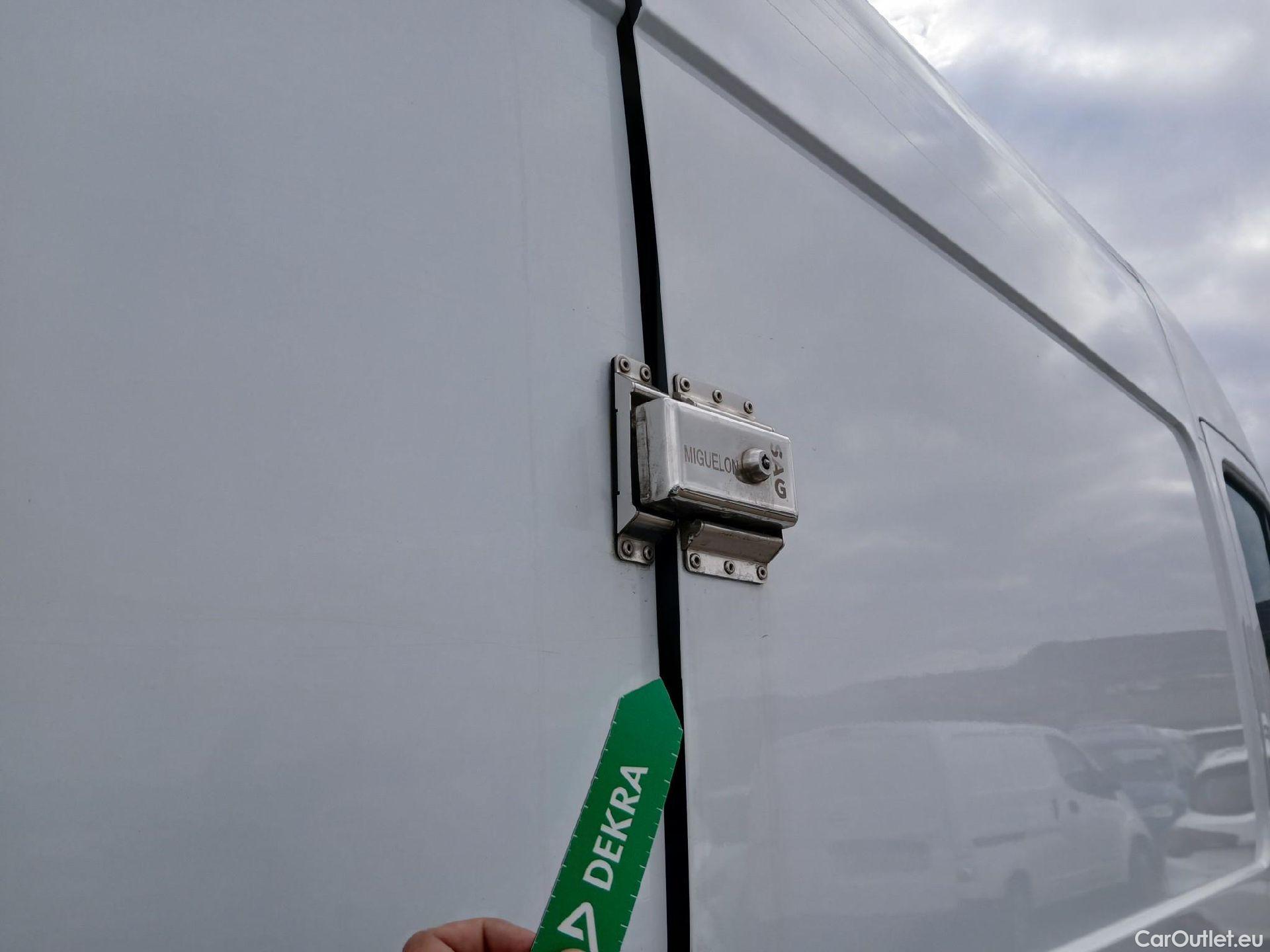  Opel  Movano OPEL  / 2019 / 4P / furgón 2.3 CDTI 99kW (135CV) L2 H2 F 3.5t (CX) #79