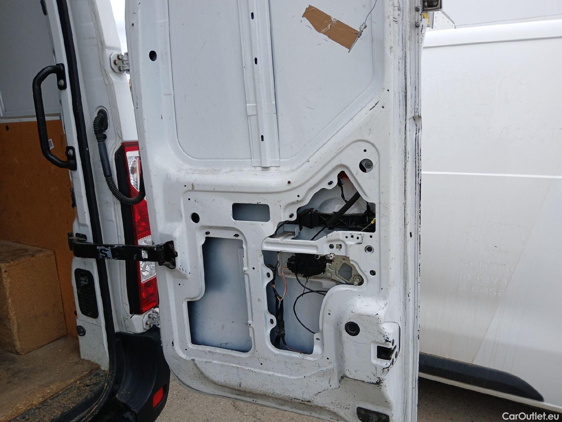  Opel  Movano OPEL  / 2019 / 4P / furgón 2.3 CDTI 99kW (135CV) L2 H2 F 3.5t (CX) #18