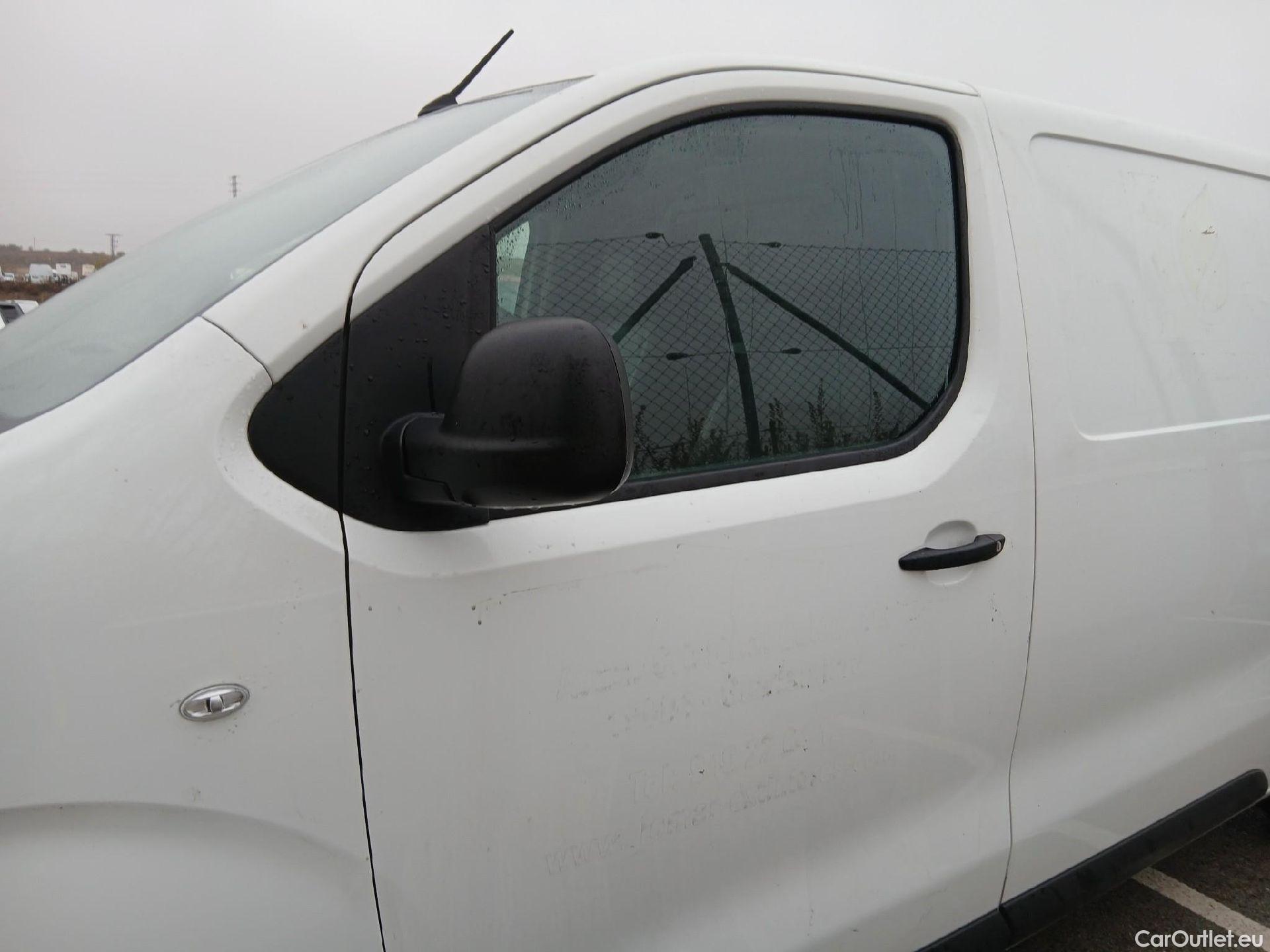  Opel  Vivaro OPEL  / 2019 / 4P / furgón 1.5 Diésel 74kW(100CV)M Std Exp #6