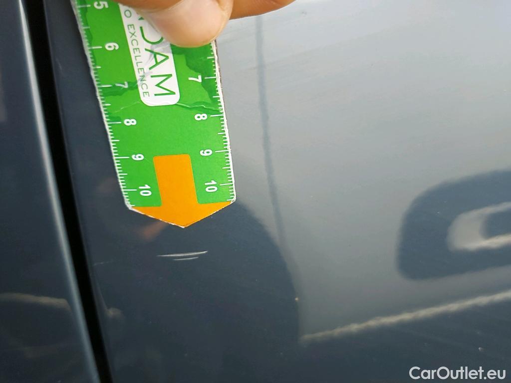  Volvo  XC60 VOLVO  / 2017 / 5P / todoterreno 2.0 D4 Business Plus Auto #13